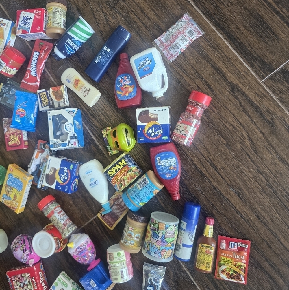 Miniature Mini Brands Items (Around 50 Pieces) - Picture 3 of 4
